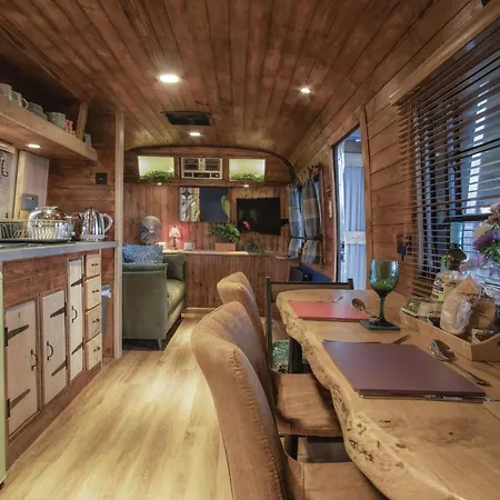 American Airstream - Blossom Farm - Tiers Cross Johnston Exterior photo