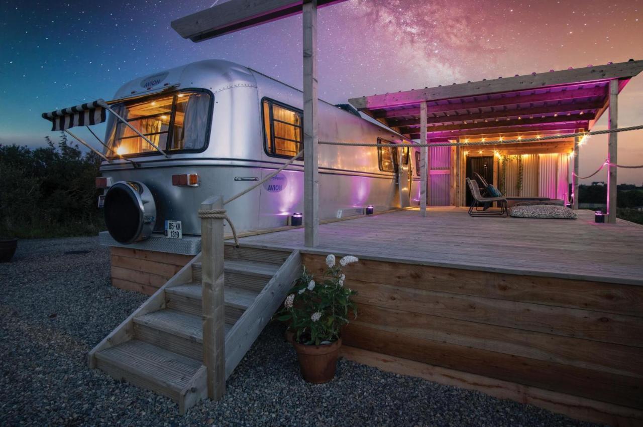 American Airstream - Blossom Farm - Tiers Cross Apartment *