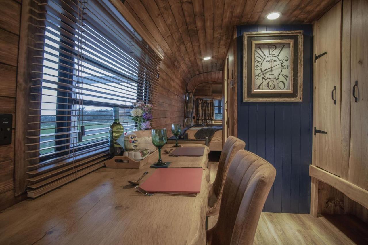 American Airstream - Blossom Farm - Tiers Cross Apartment